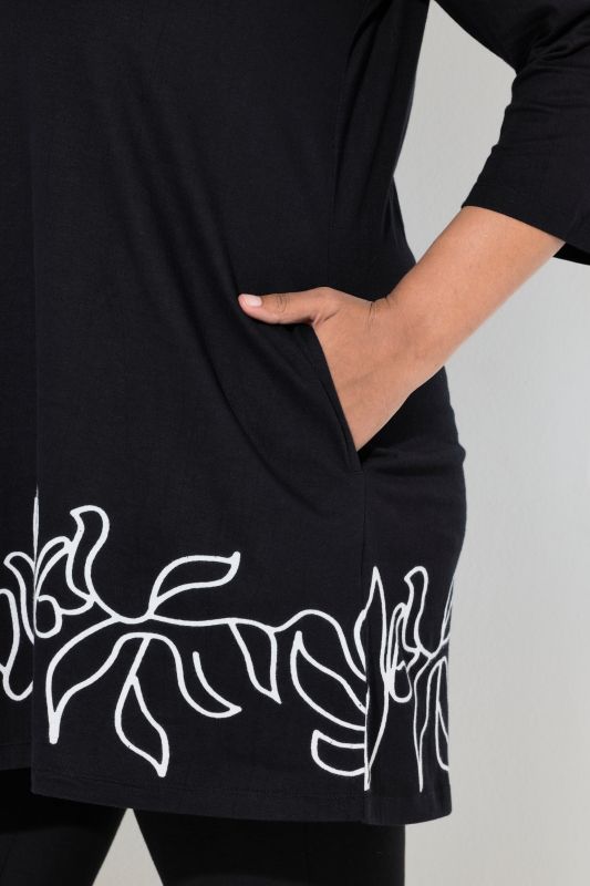 Туника с принт на подгъва