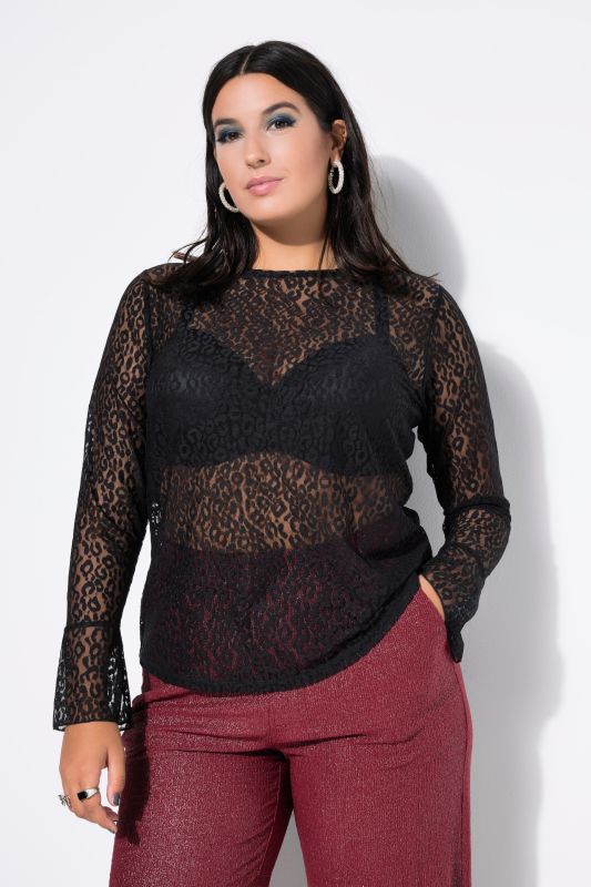 Блуза с дантела