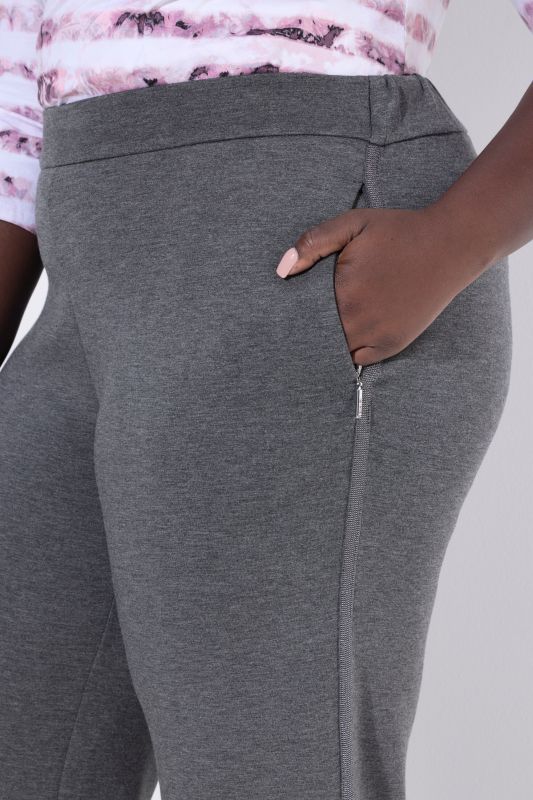 Панталон с бляскави акценти