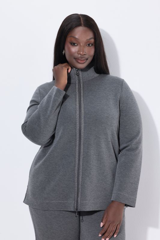 Суитчър с права яка