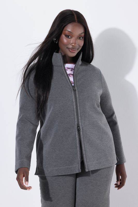 Суитчър с права яка