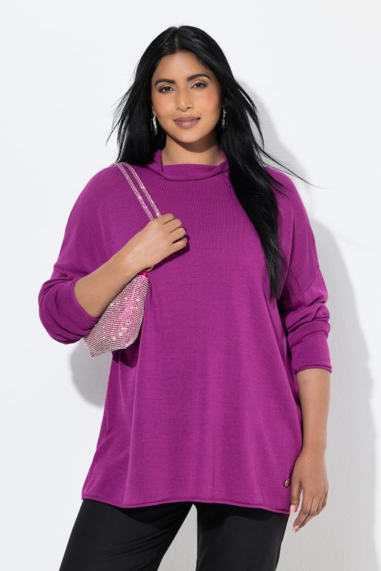 Пуловер с навити краища