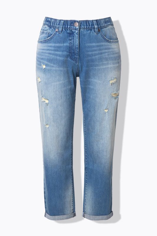 Дънки тип Boyfriend с накъсани акценти