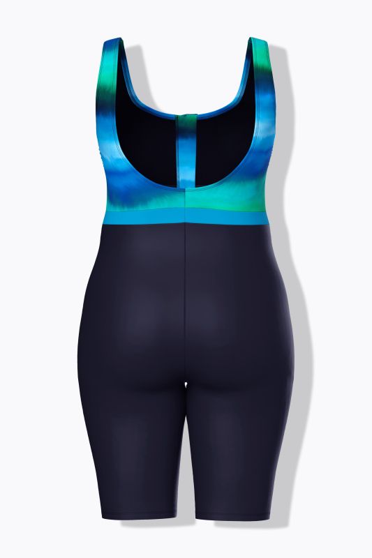 Бански с принт и крачоли