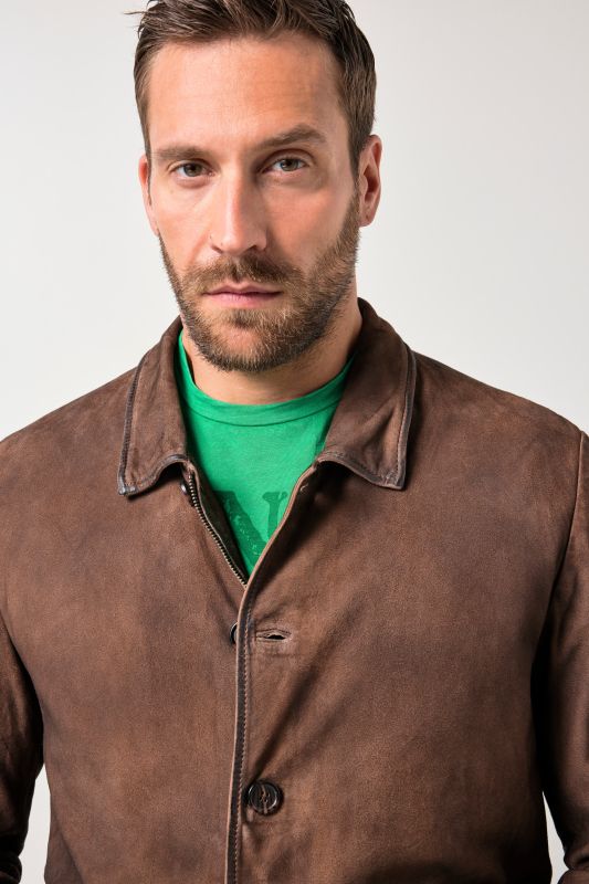 Яке кожено с винтидж визия