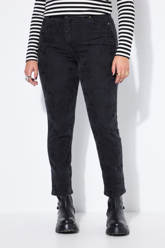 Дънки тип Mom с цветна бродерия