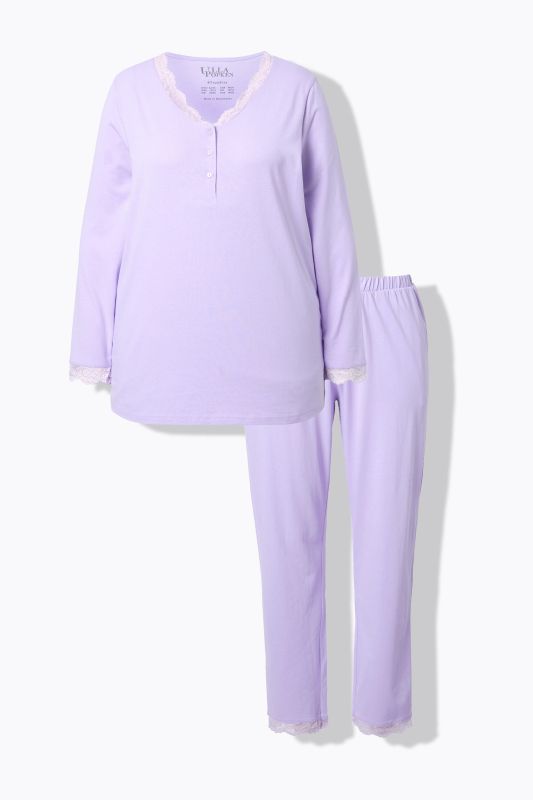 Пижама с дантелен акцент