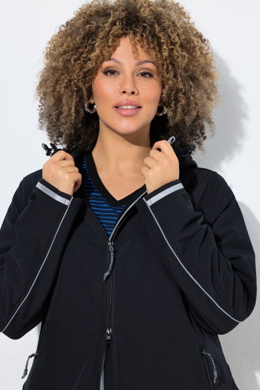 Яке водонепромокаемо с контрастни акценти