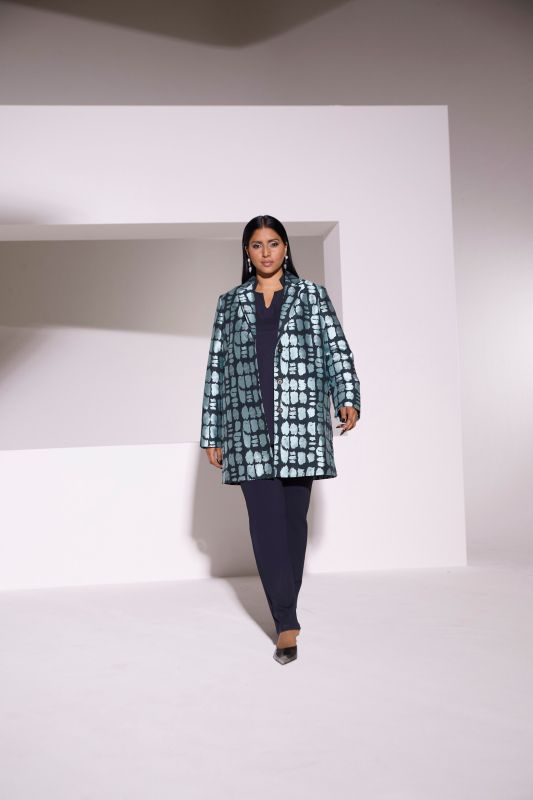 Блейзър с абстрактен принт