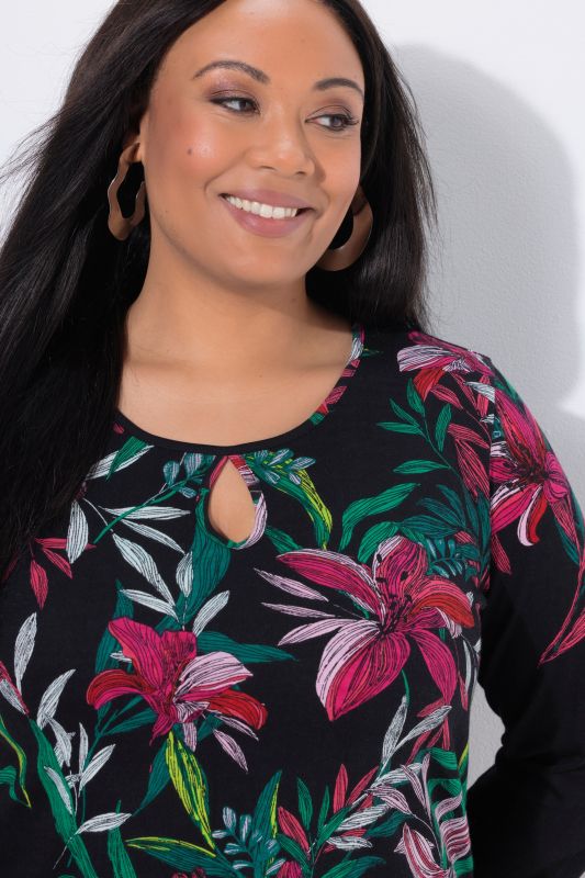 Floral Motif Pocket Knit Tunic