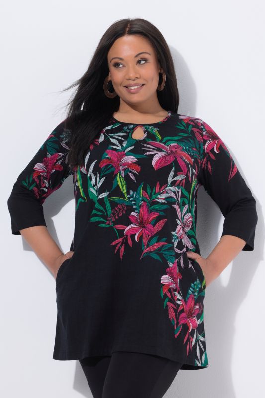 Floral Motif Pocket Knit Tunic