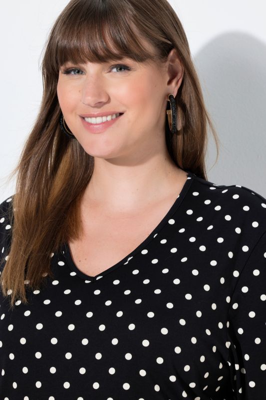 Polka Dot V-Neck Tee