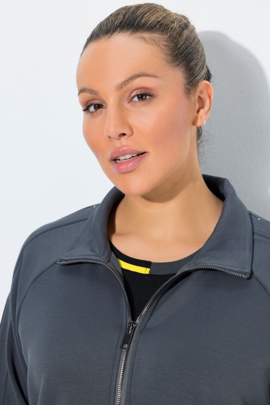 Суитчър с поларена визия