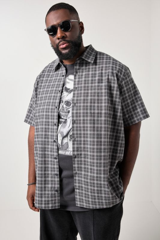 STHUGE check shirt