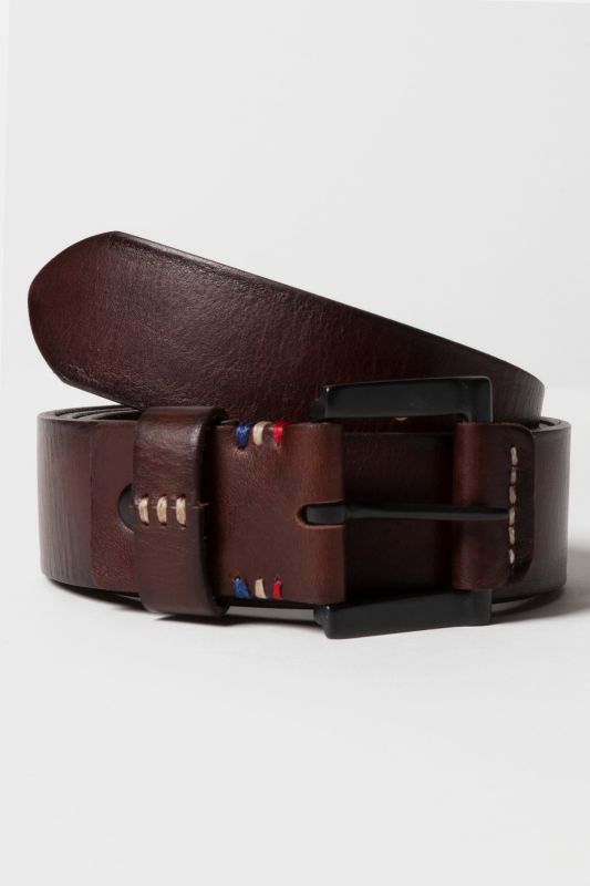Leather belt, genuine full grain leather, metal buckle.
