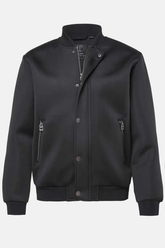 Яке в колежански стил