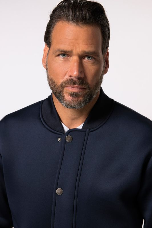 Яке в колежански стил