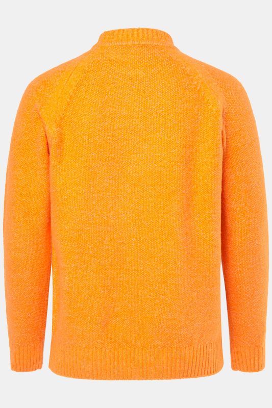 Пуловер с фина плетка