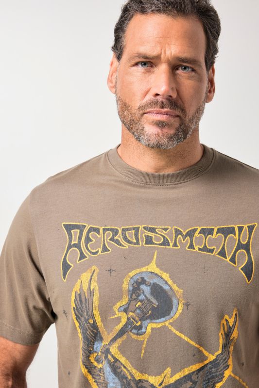 Тениска с голямо лого