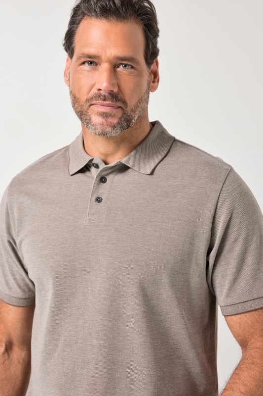 Блуза с яка и копчета