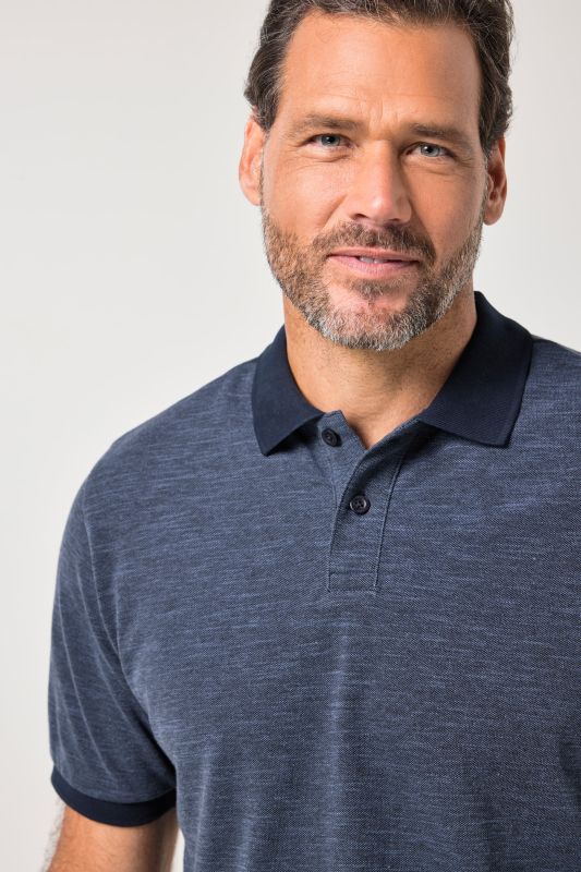 Тениска с яка и копчета