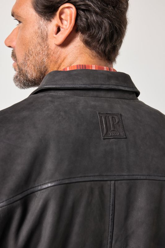 Яке кожено с цип отпред