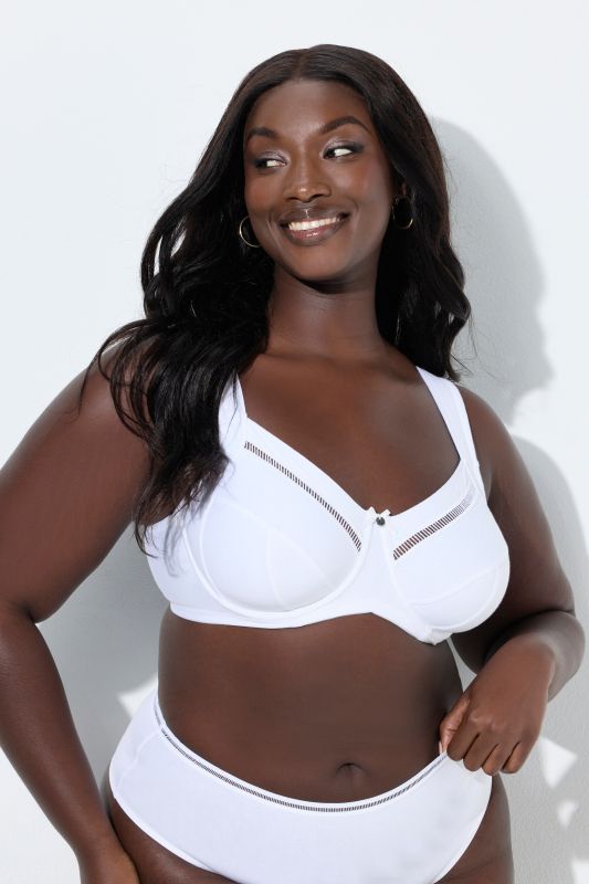 Сутиен с дантелени детайли