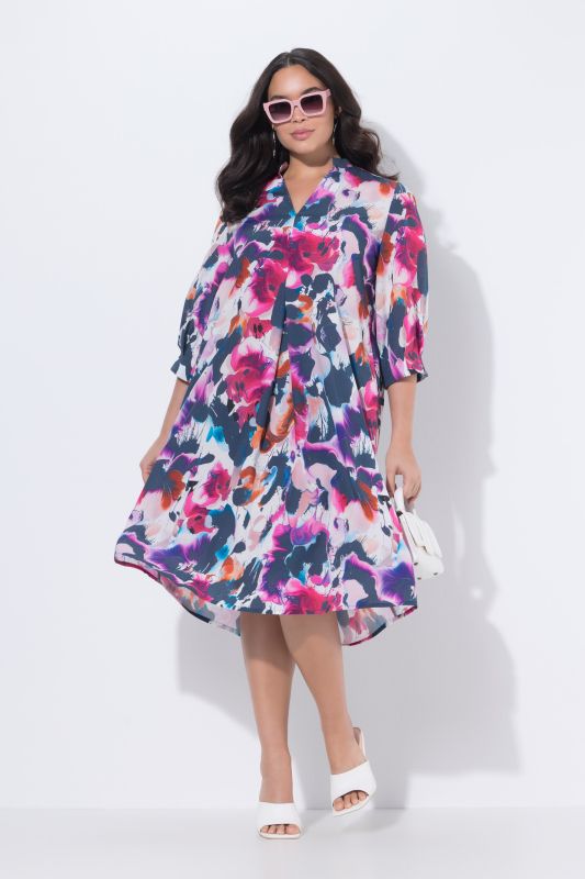 Рокля от лиосел с цветя