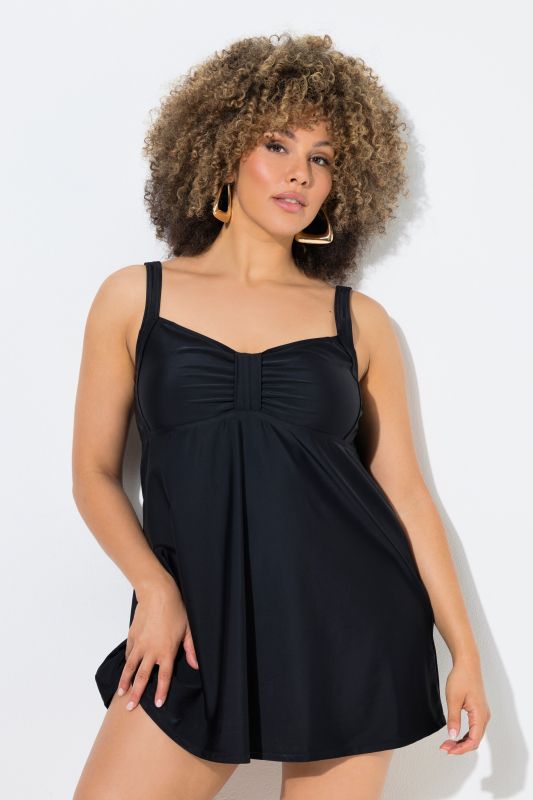 Бански тип рокля с разкроен акцент