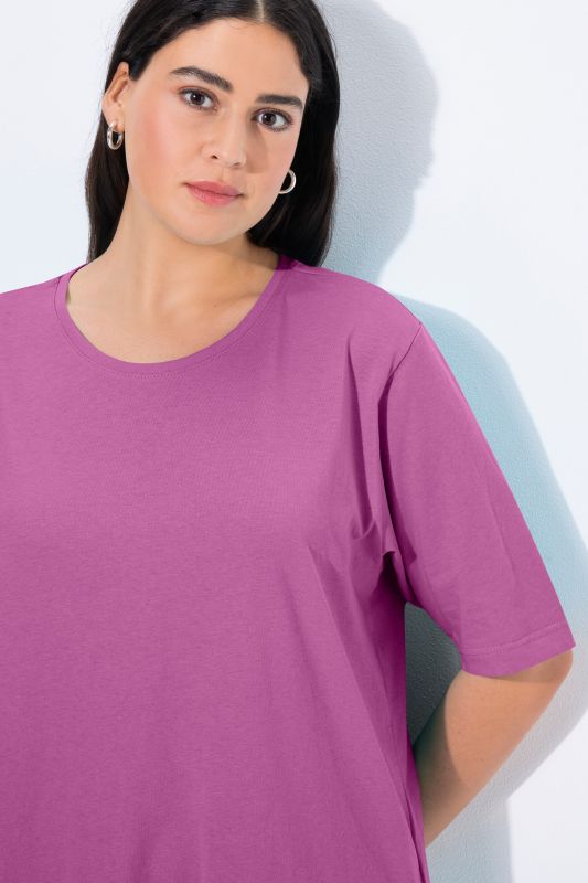 Basic Round Neck Short Sleeve Relaxed Fit  Tee