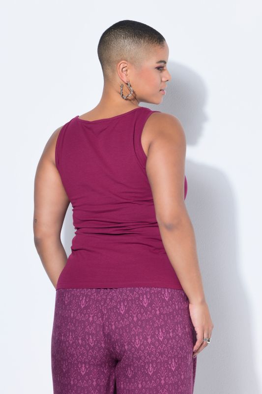 Потник с широко деколте