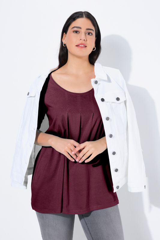 Тениска с плисета