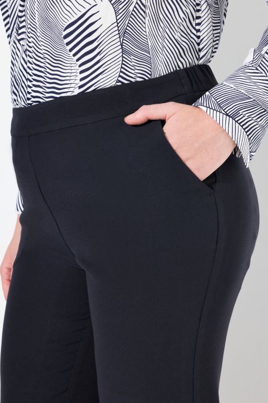 Панталон елегантен