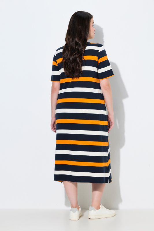 Рокля с принт на райета