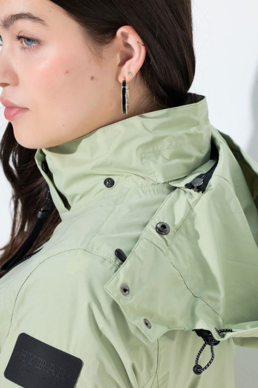 Яке трифункционално HYPRAR с А -линия