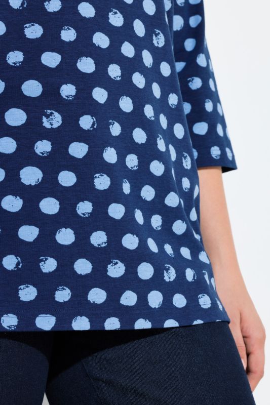 Тениска с принт на точки