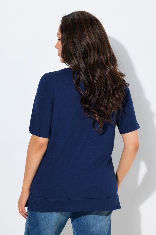 Тениска с принт на морски звезди