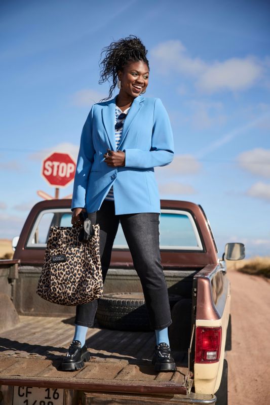 Дънки черни с еластична талия