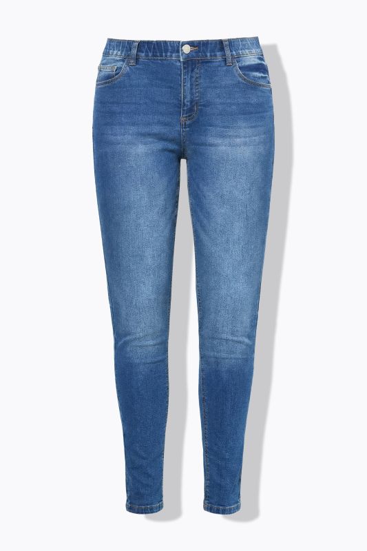 Дънки с тесен силует