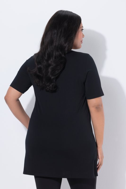 Туника с кръгло деколте