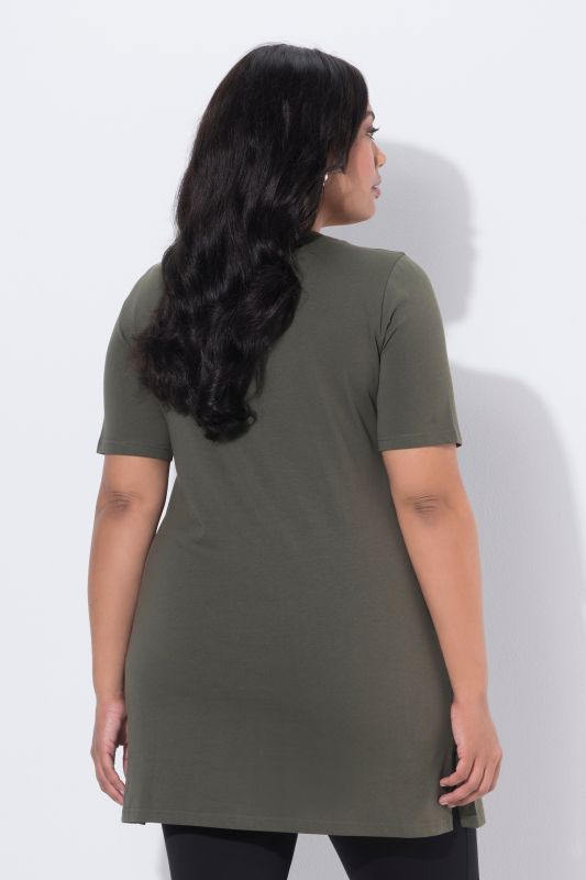 Туника с кръгло деколте