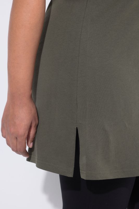 Туника с кръгло деколте