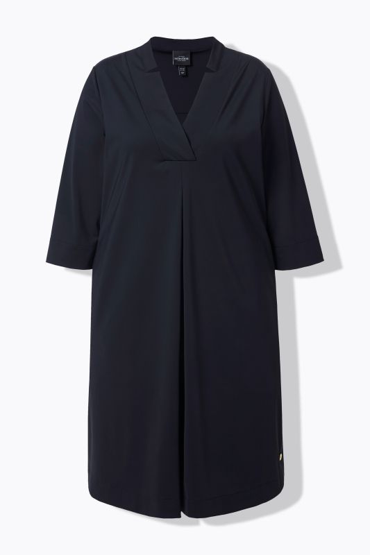 Рокля с класическа визия