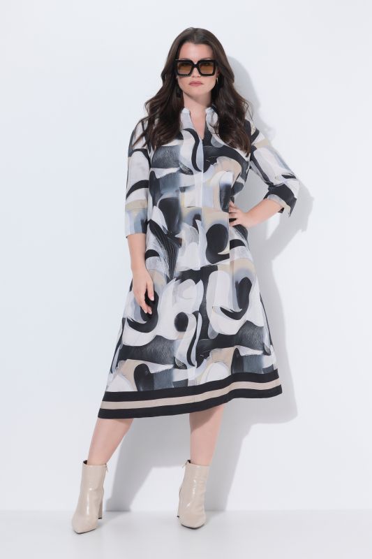 Рокля с абстрактен принт