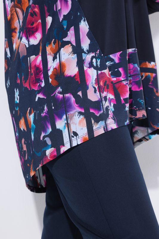 Блуза с цветен принт на подгъва