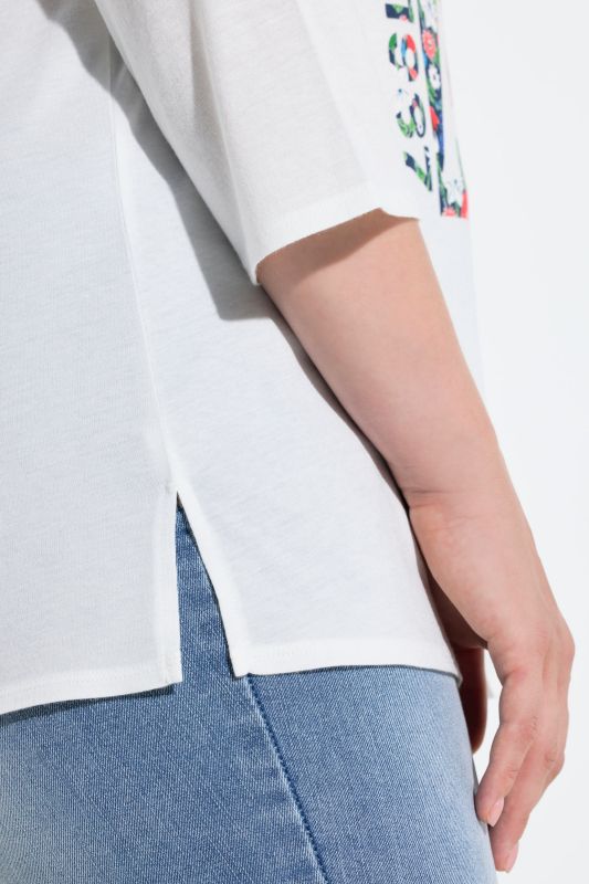 Тениска с надпис и флорален принт