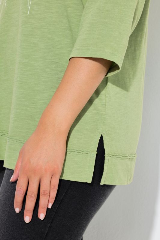 Тениска с ботанически принт