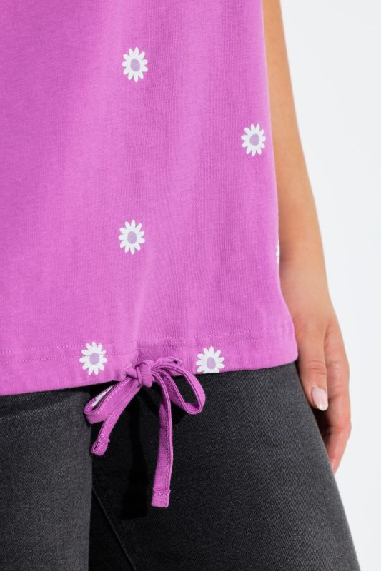 Тениска с маргаритки