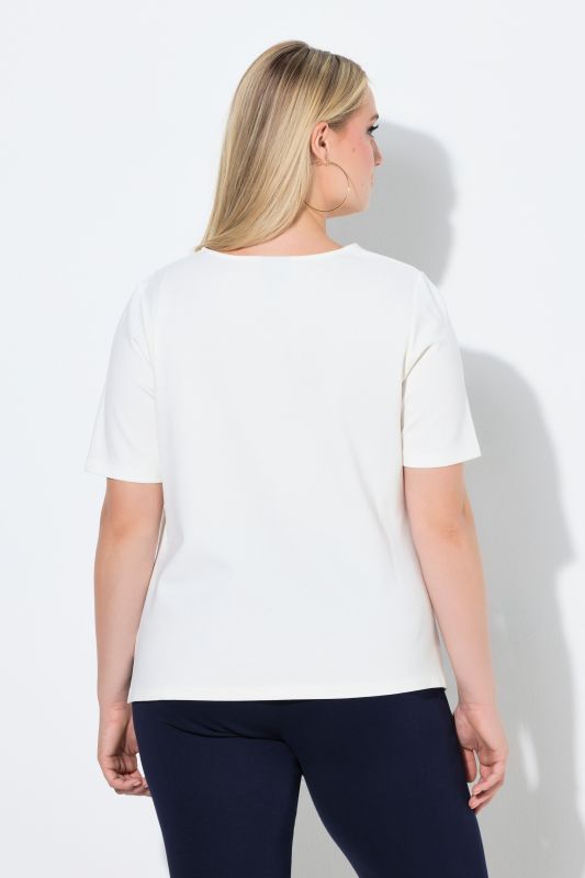 Тениска с асиметричен подгъв