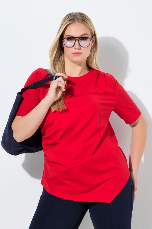 Тениска с асиметричен подгъв